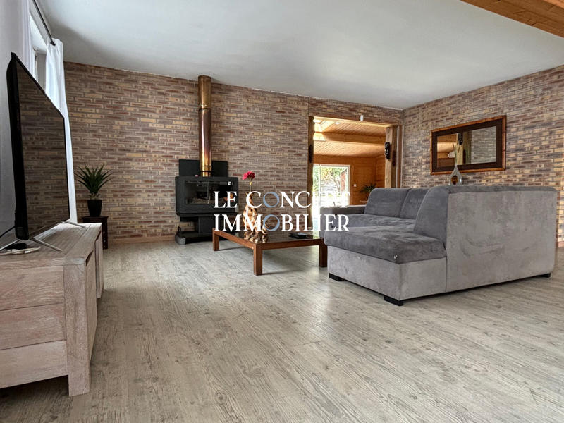 Maison - 185 m² - 5 pièces