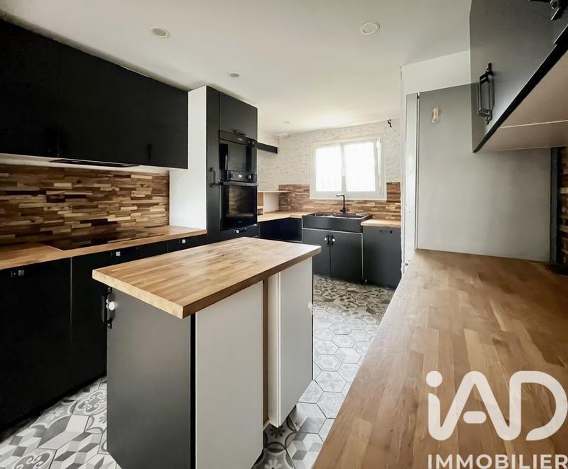 Maison - 77 m² - 4 pièces