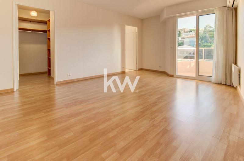 Appartement - 134 m² - 4 pièces