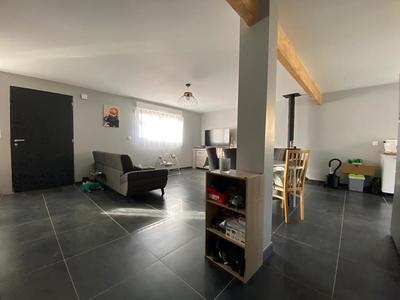 Maison - 104 m² - 5 pièces