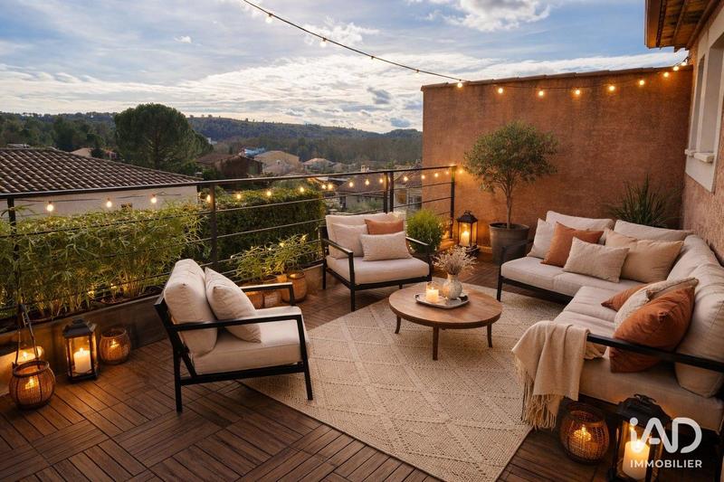 Maison - 190 m² - 6 pièces