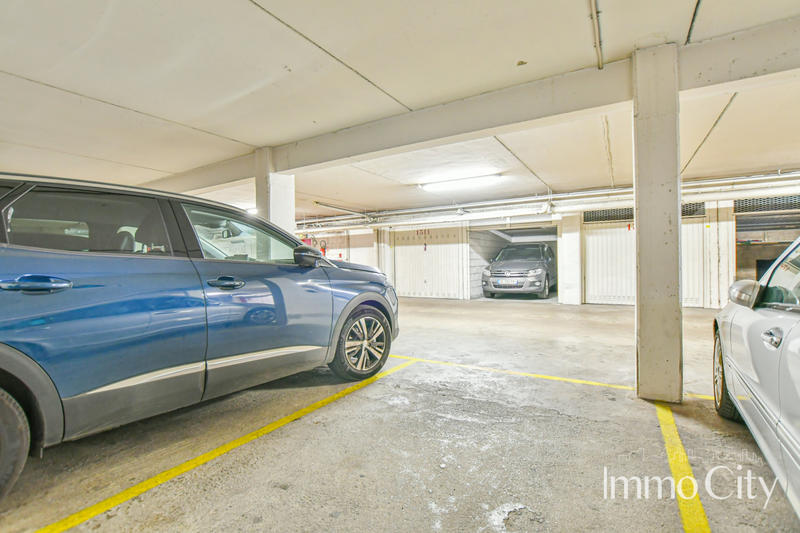 Parking - 11 m²