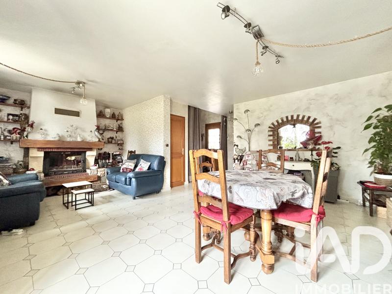 Maison - 92 m² - 5 pièces