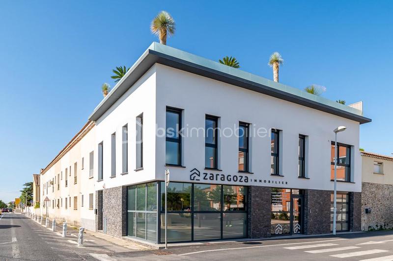 Local commercial - 99 m² - 3 pièces