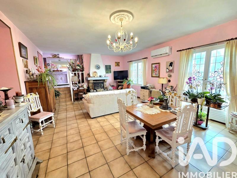 Maison - 184 m² - 7 pièces