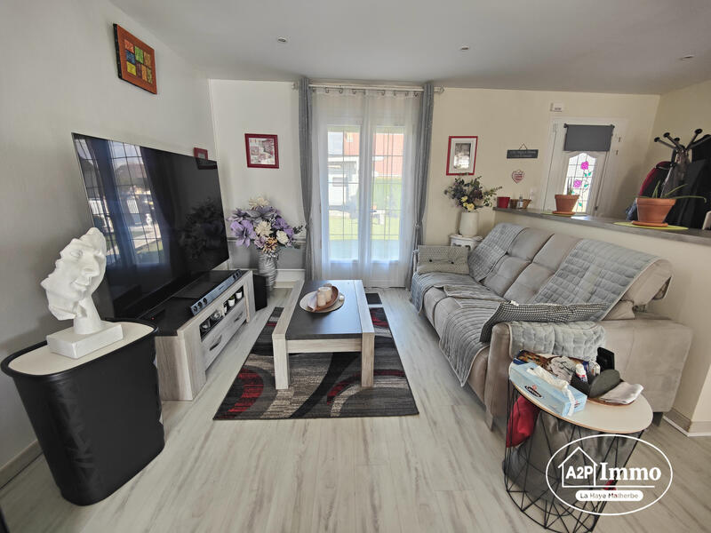 Maison - 88 m² - 4 pièces