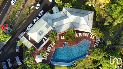 Local commercial - 11 303 m²