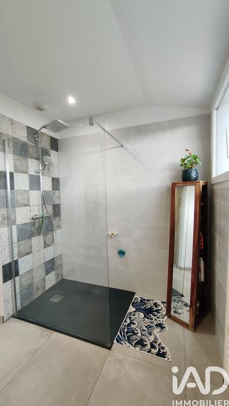 Maison - 170 m² - 7 pièces