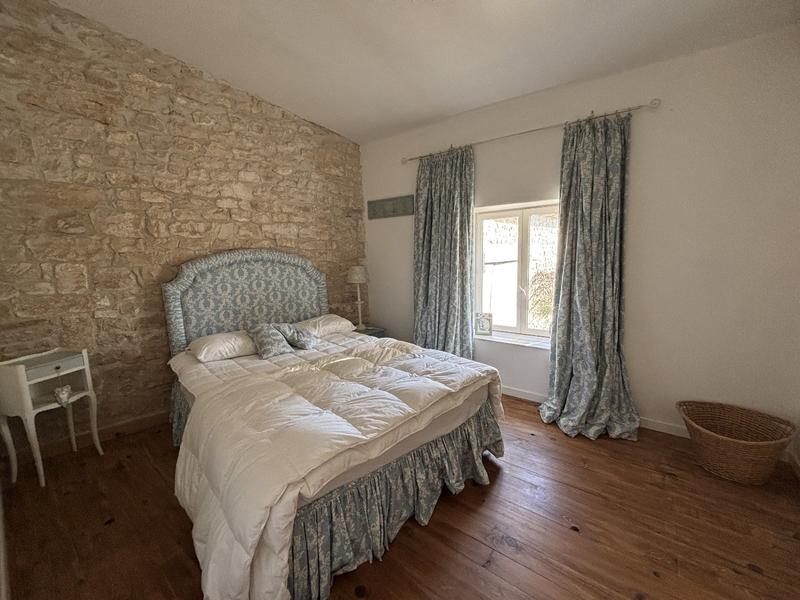 Maison - 429 m² - 17 pièces