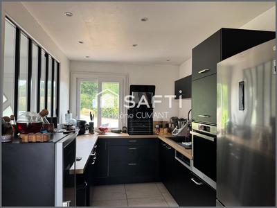 Maison - 120 m² - 6 pièces