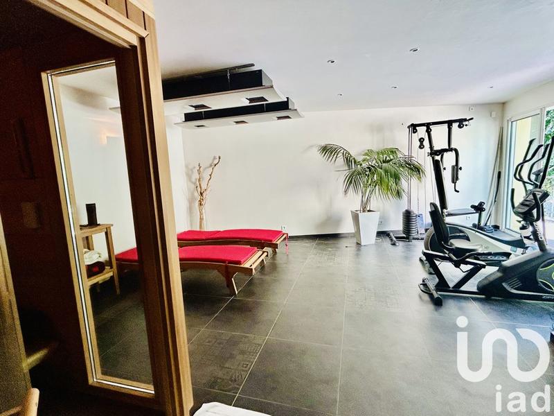 Maison de maîtres - 330 m² - 10 pièces