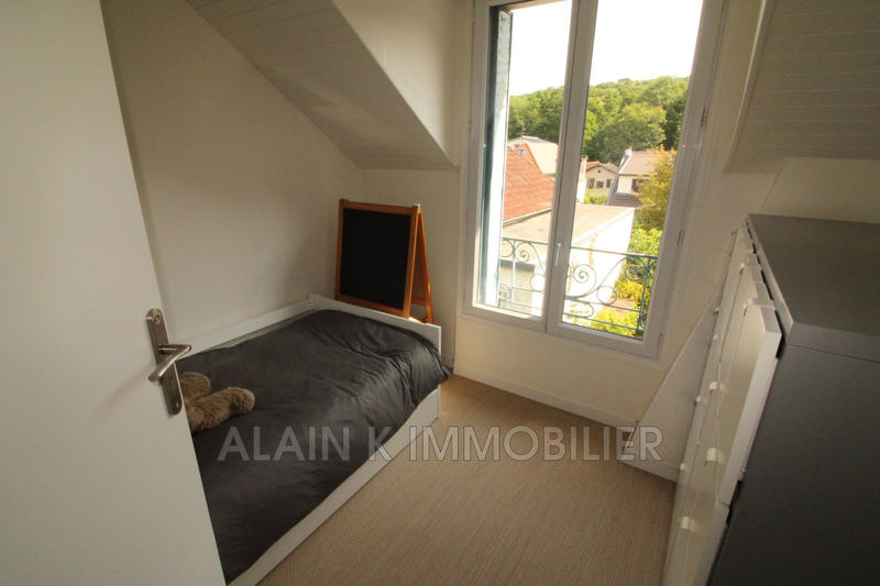 Maison - 102 m² - 6 pièces