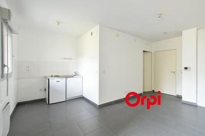 Studio - 24 m² - 1 pièce