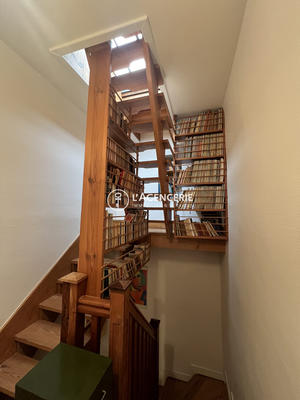 Maison - 121 m² - 5 pièces