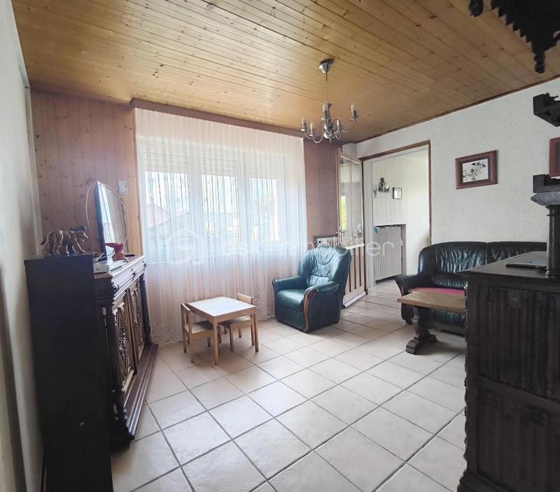 Maison - 210 m² - 8 pièces