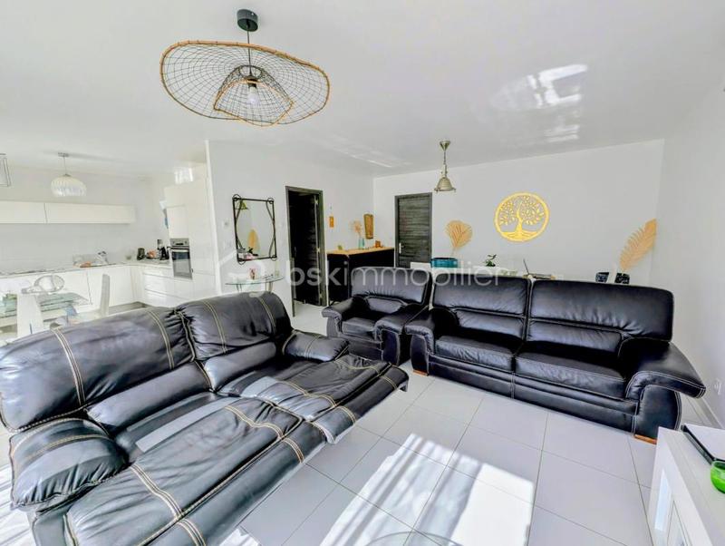 Maison - 80 m² - 3 pièces