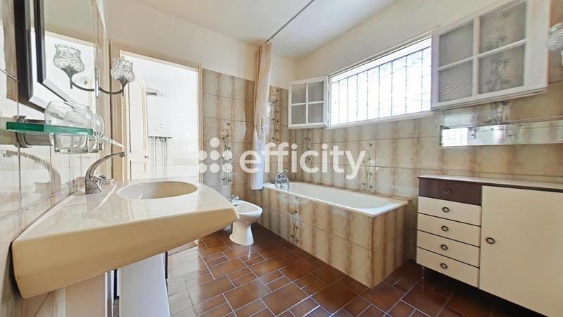 Maison - 123 m² - 4 pièces