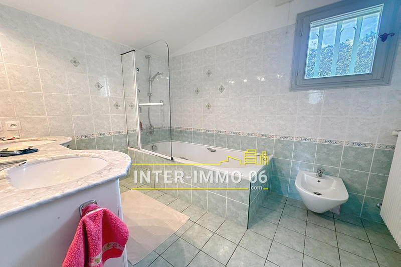 Villa - 147 m² - 5 pièces