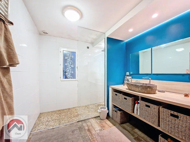 Maison - 150 m² - 7 pièces