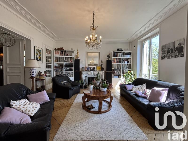 Maison - 340 m² - 10 pièces