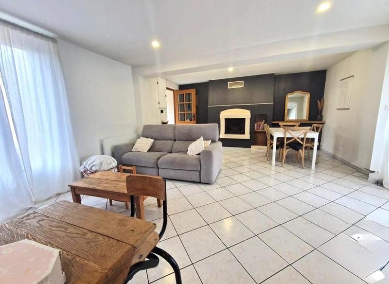 Maison - 83 m² - 4 pièces