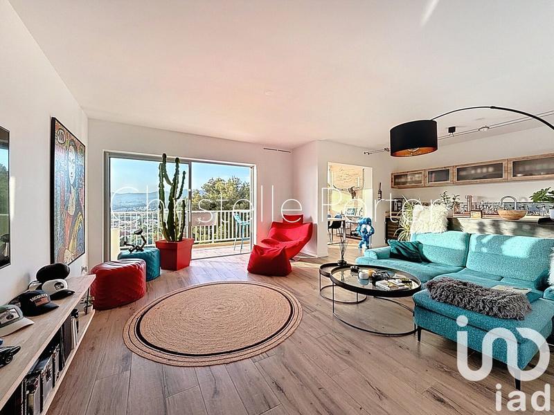 Appartement - 80 m² - 3 pièces