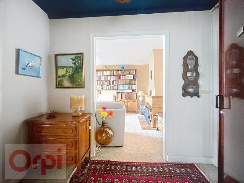 Appartement - 102 m² - 5 pièces