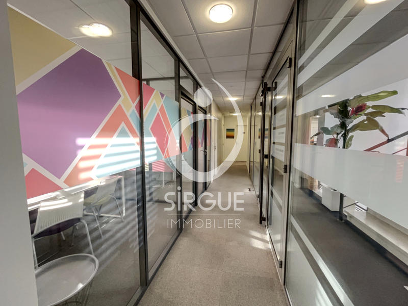 Bureau - 148 m²