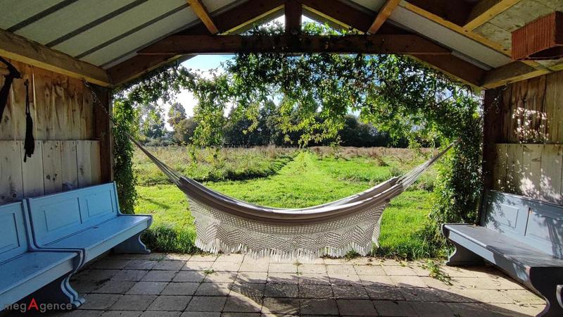 Maison - 340 m² - 17 pièces