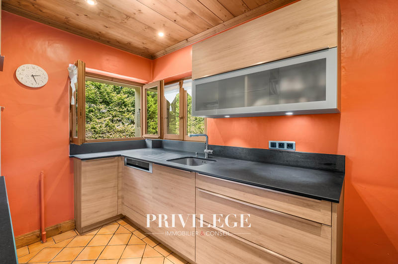 Châlet - 195 m² - 6 pièces