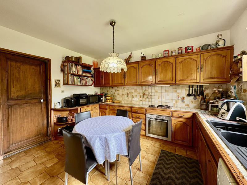 Maison - 178 m² - 7 pièces