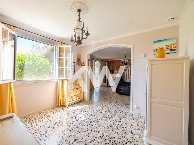 Maison - 120 m² - 4 pièces