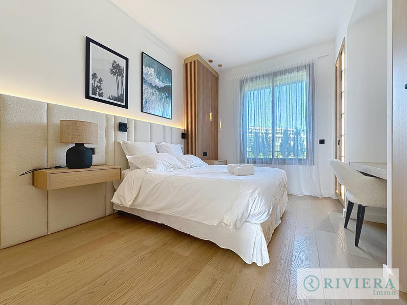 Appartement - 100 m² - 4 pièces