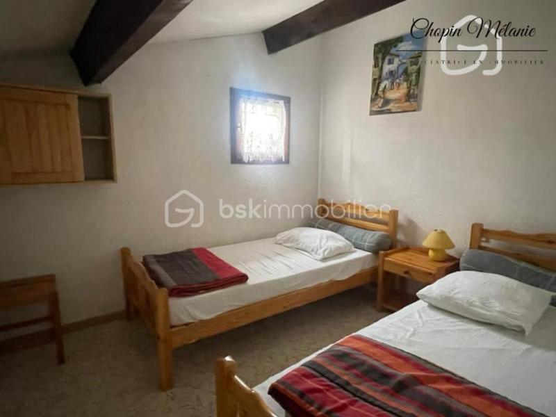 Villa - 75 m² - 5 pièces