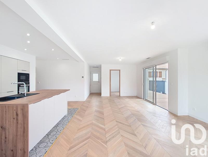 Maison - 106 m² - 5 pièces