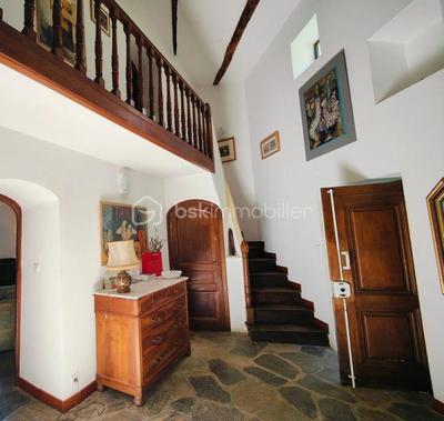 Maison en pierre - 181 m² - 6 pièces