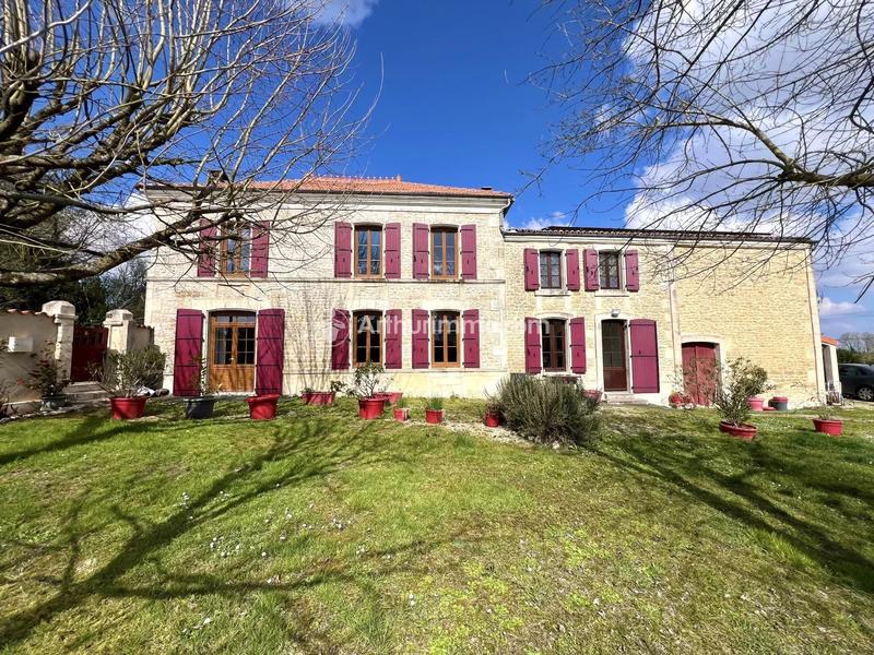 Maison - 165 m² - 5 pièces