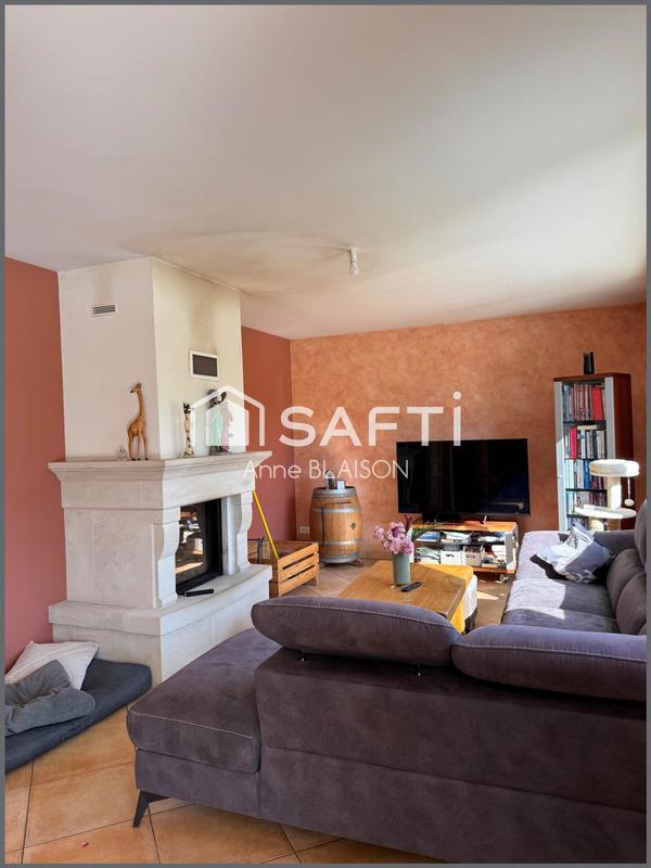 Maison - 211 m² - 7 pièces