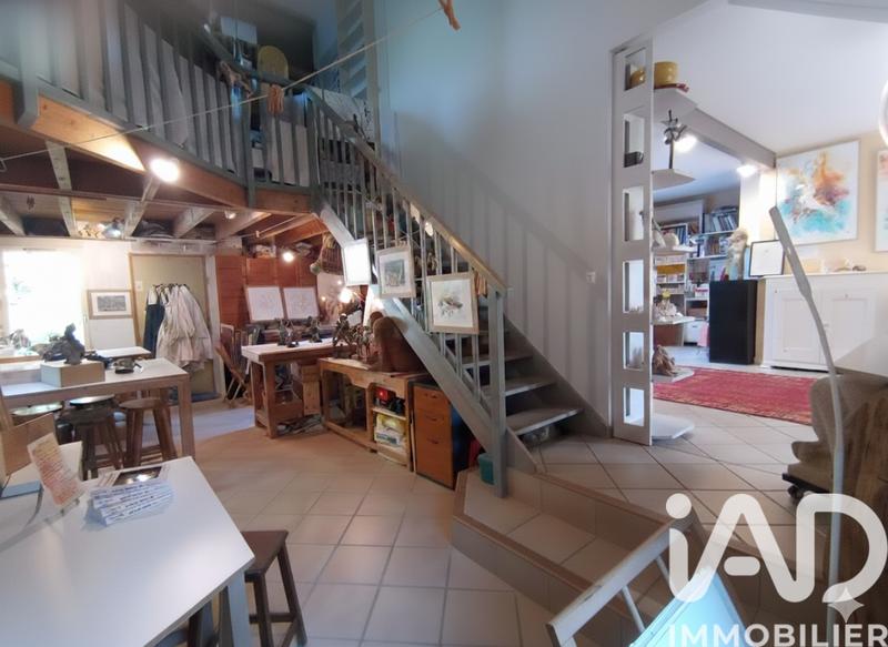 Maison - 185 m² - 8 pièces