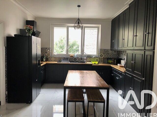 Maison - 191 m² - 9 pièces