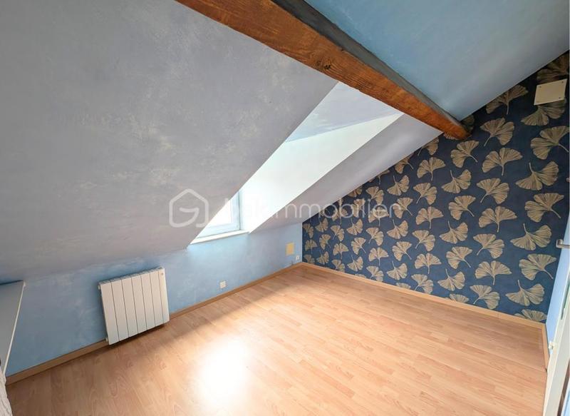 Maison - 90 m² - 6 pièces