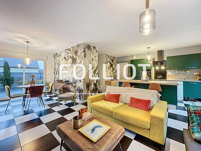 Maison - 85 m² - 5 pièces