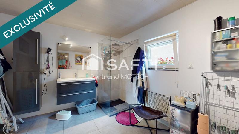 Maison - 168 m² - 8 pièces