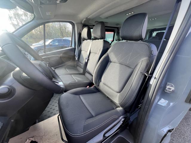 Renault Trafic Combi 9 places Grand Techno Blue dCi 150