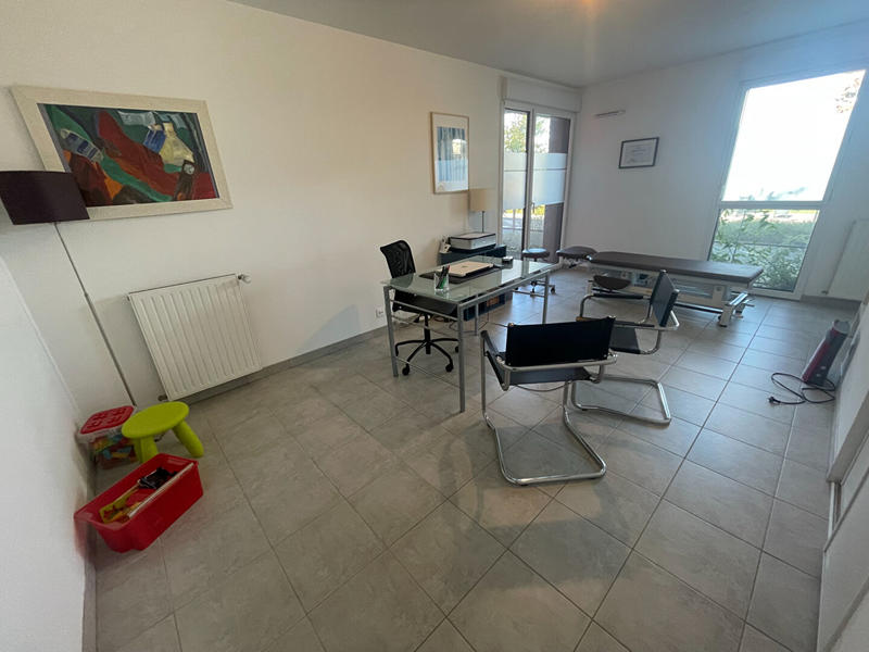 Local commercial - 35 m² - 2 pièces