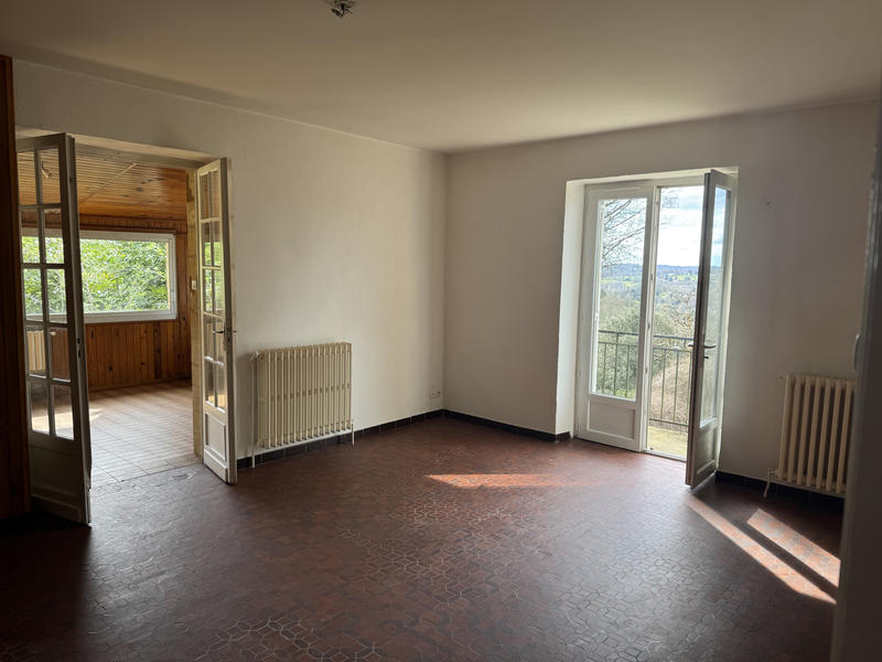 Maison - 95 m² - 4 pièces