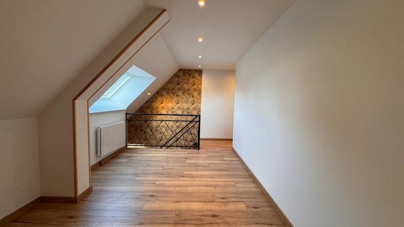 Maison - 171 m² - 5 pièces