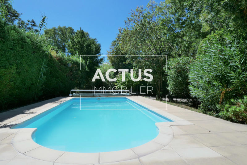 Maison - 148 m² - 6 pièces