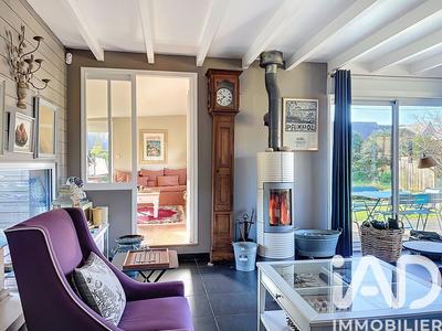 Maison - 170 m² - 9 pièces