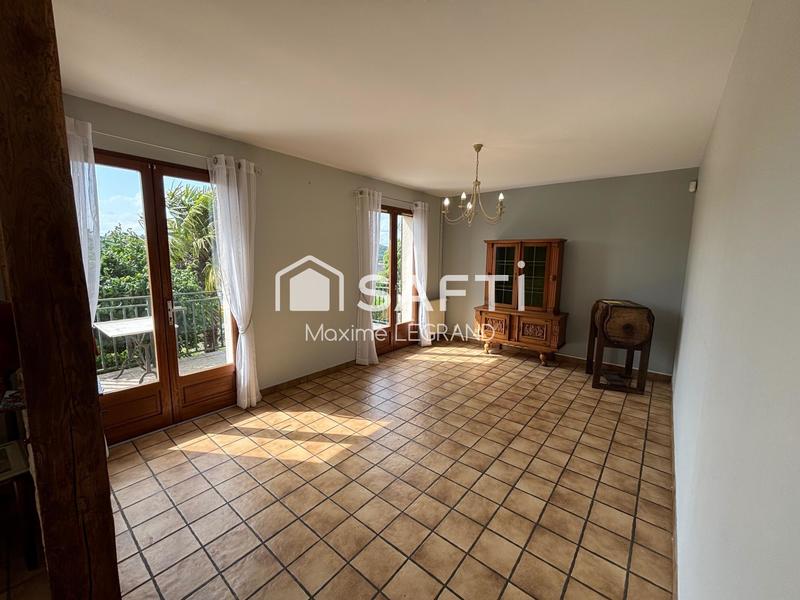 Maison - 93 m² - 6 pièces